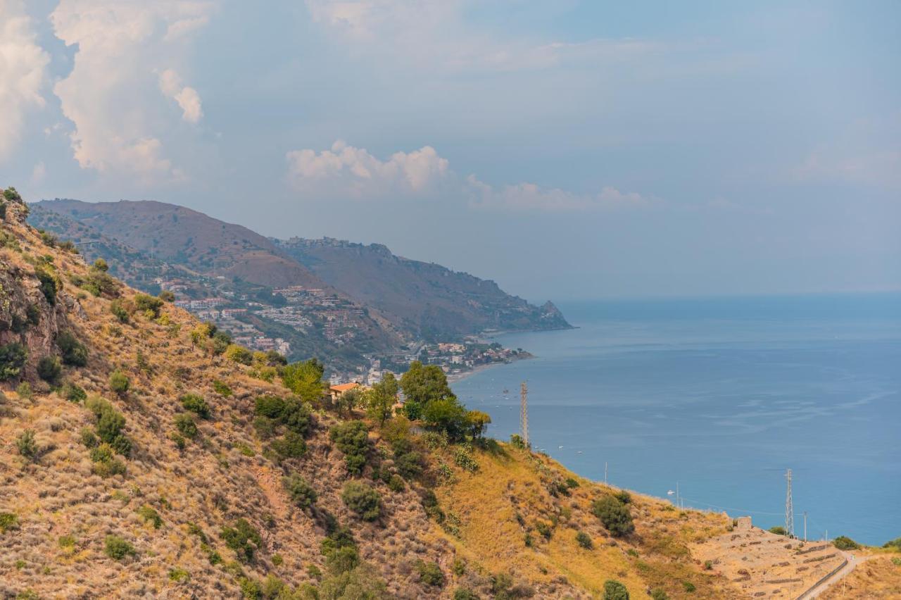 Blue Marine Taormina Appartement Buitenkant foto