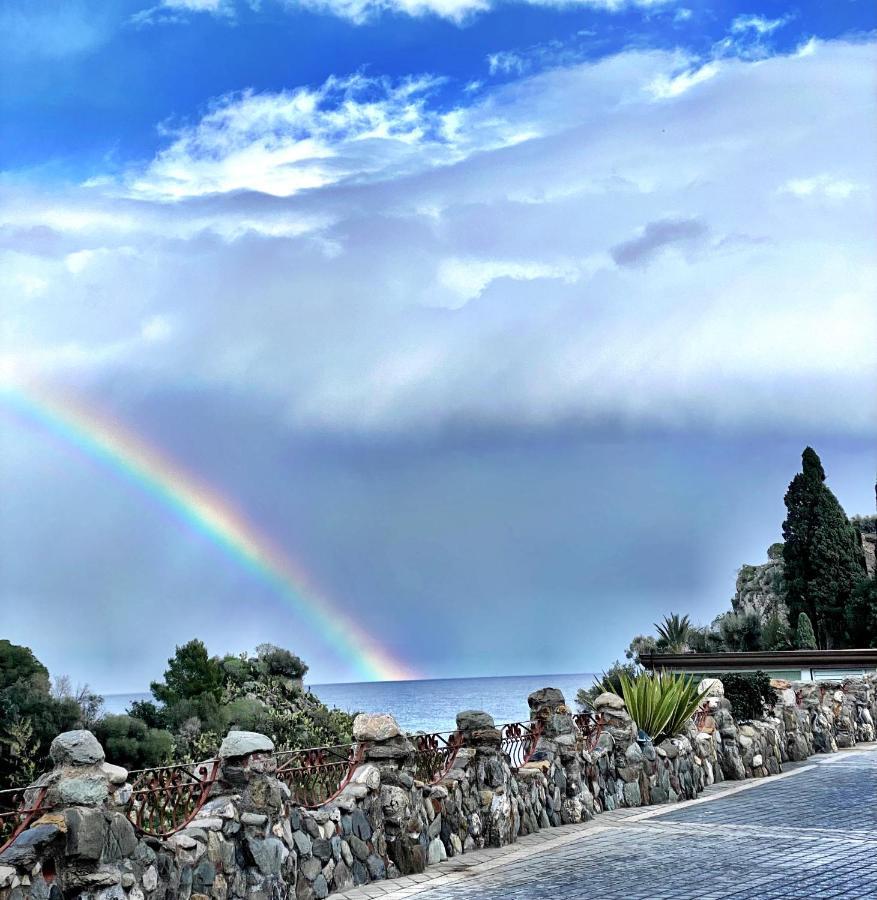 Blue Marine Taormina Appartement Buitenkant foto