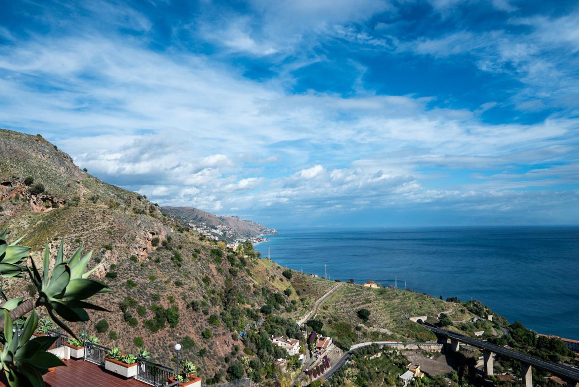 Blue Marine Taormina Appartement Buitenkant foto